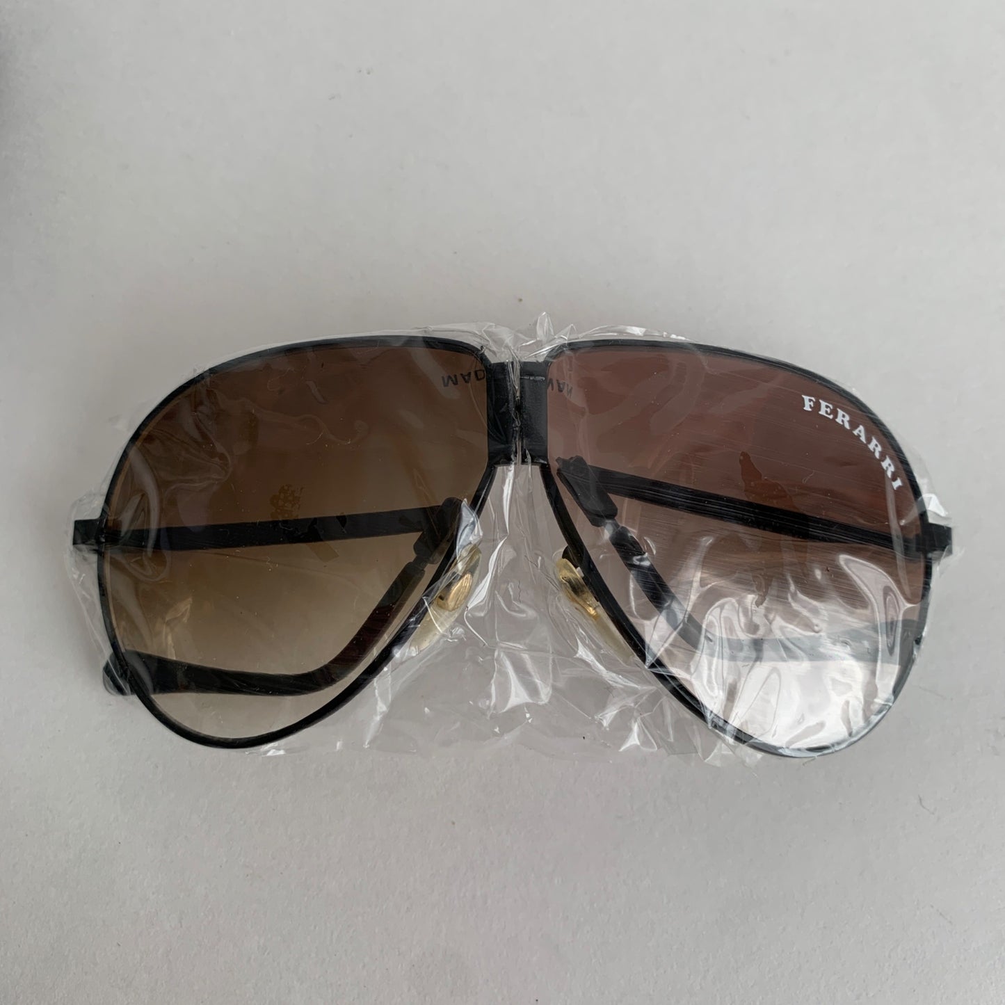 Ferarri Vintage Men's Folding Aviator Sunglasses with Pouch