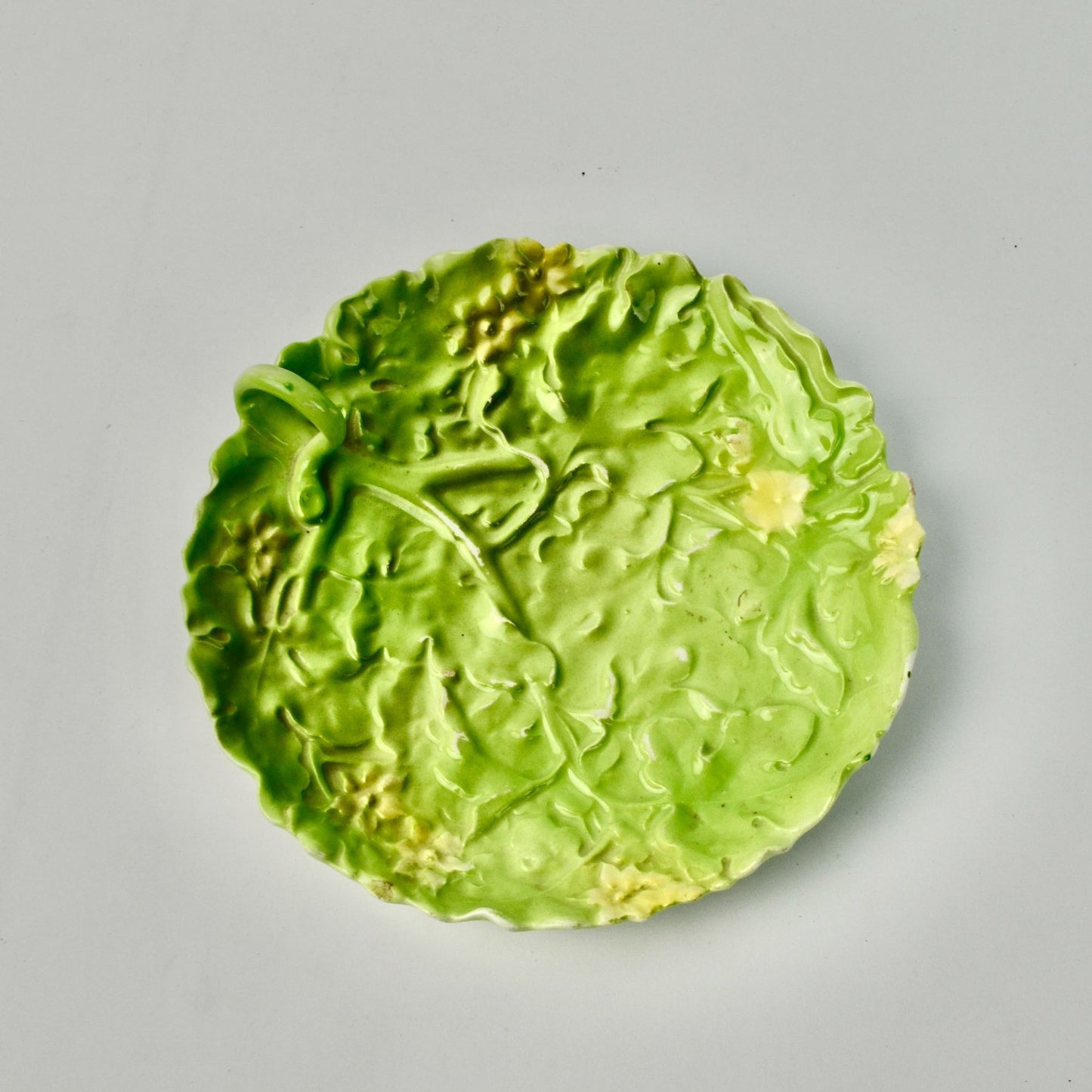 Royal Bayreuth Cabbage Leaf Dish Handled Vintage Floral