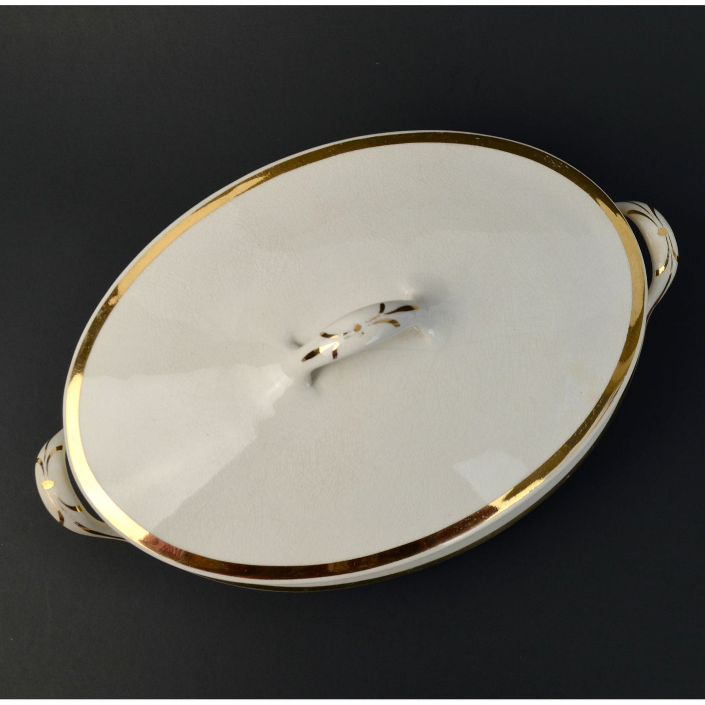 Homer Laughlin Empress Oval Gold Trim White Cream Lidded Serving Dish