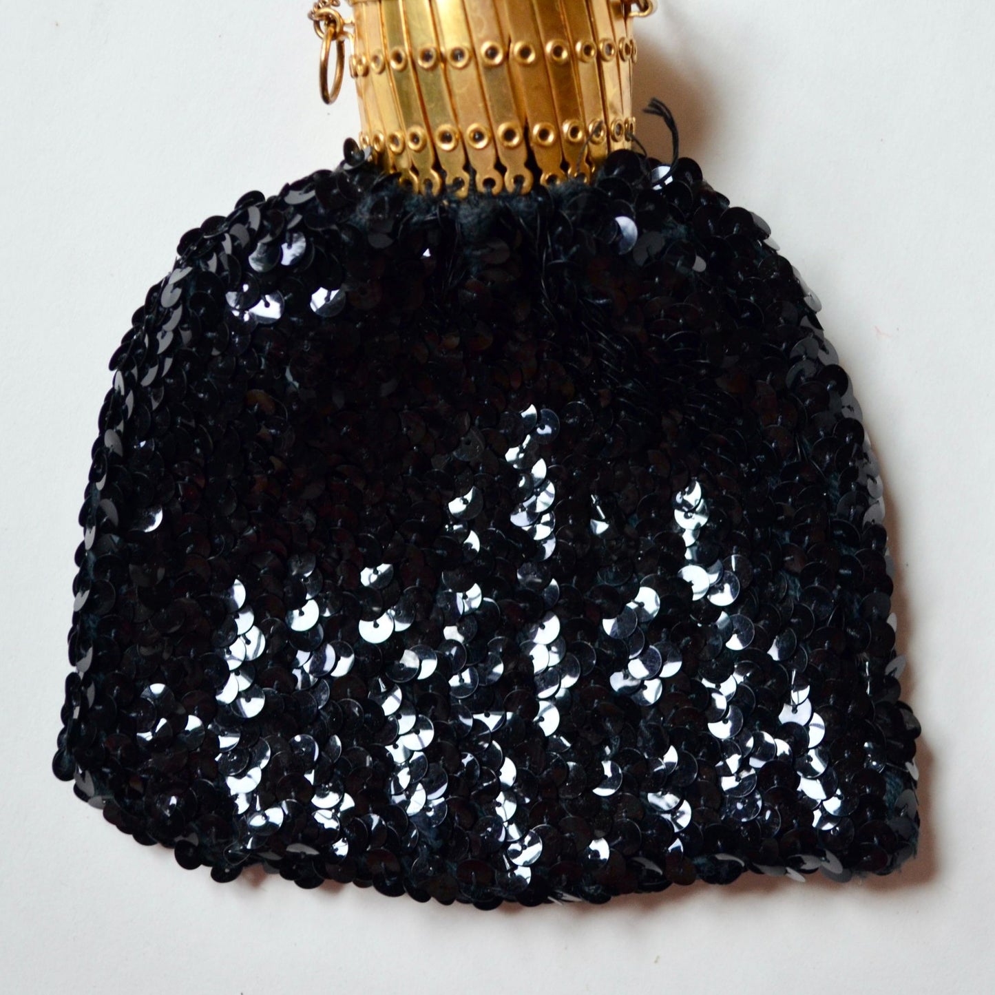 Art Deco Black Sequin Beggar's Bag Purse Accordion Gate Closure Chain Strap