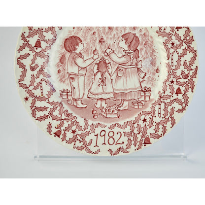 Royal Crownford Merry Christmas 1982 Plate by Norma Sherman Staffordshire