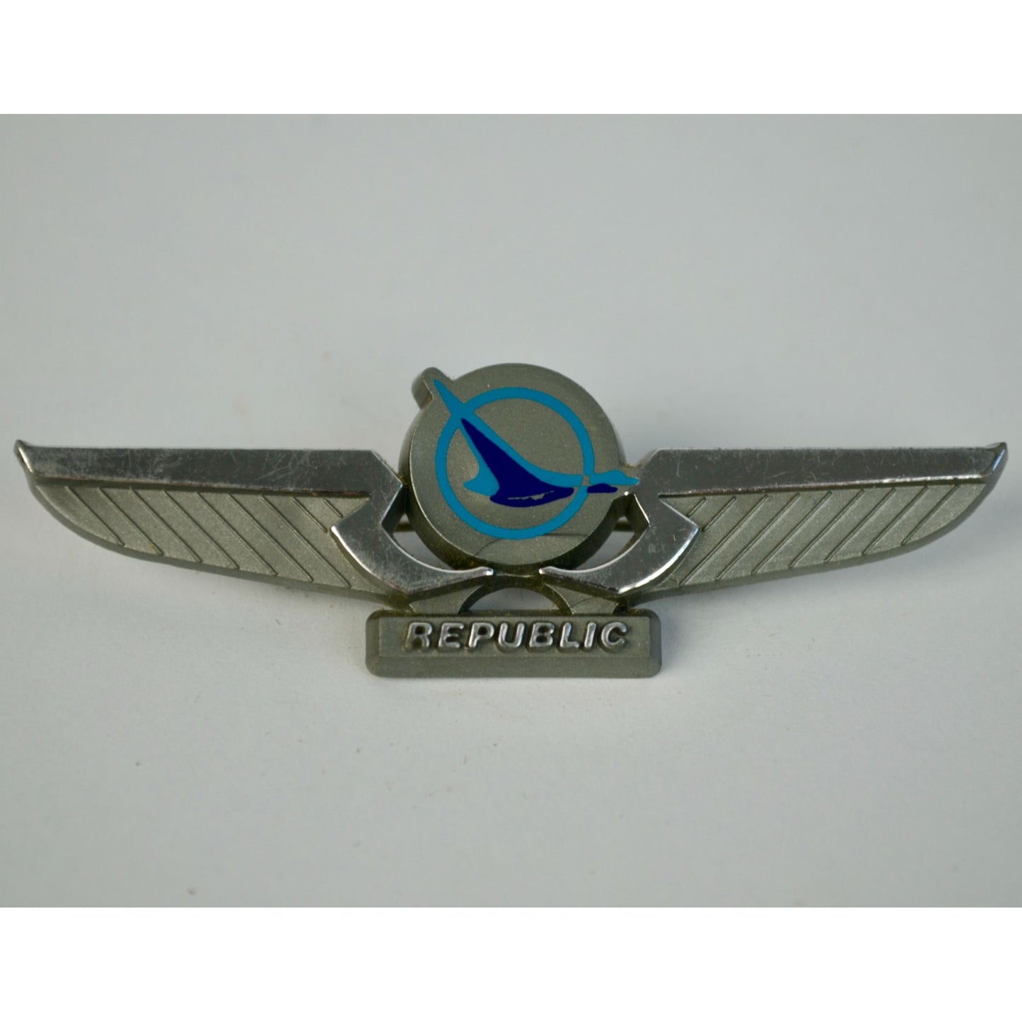 Republic Airlines Junior Plastic Wings Vintage