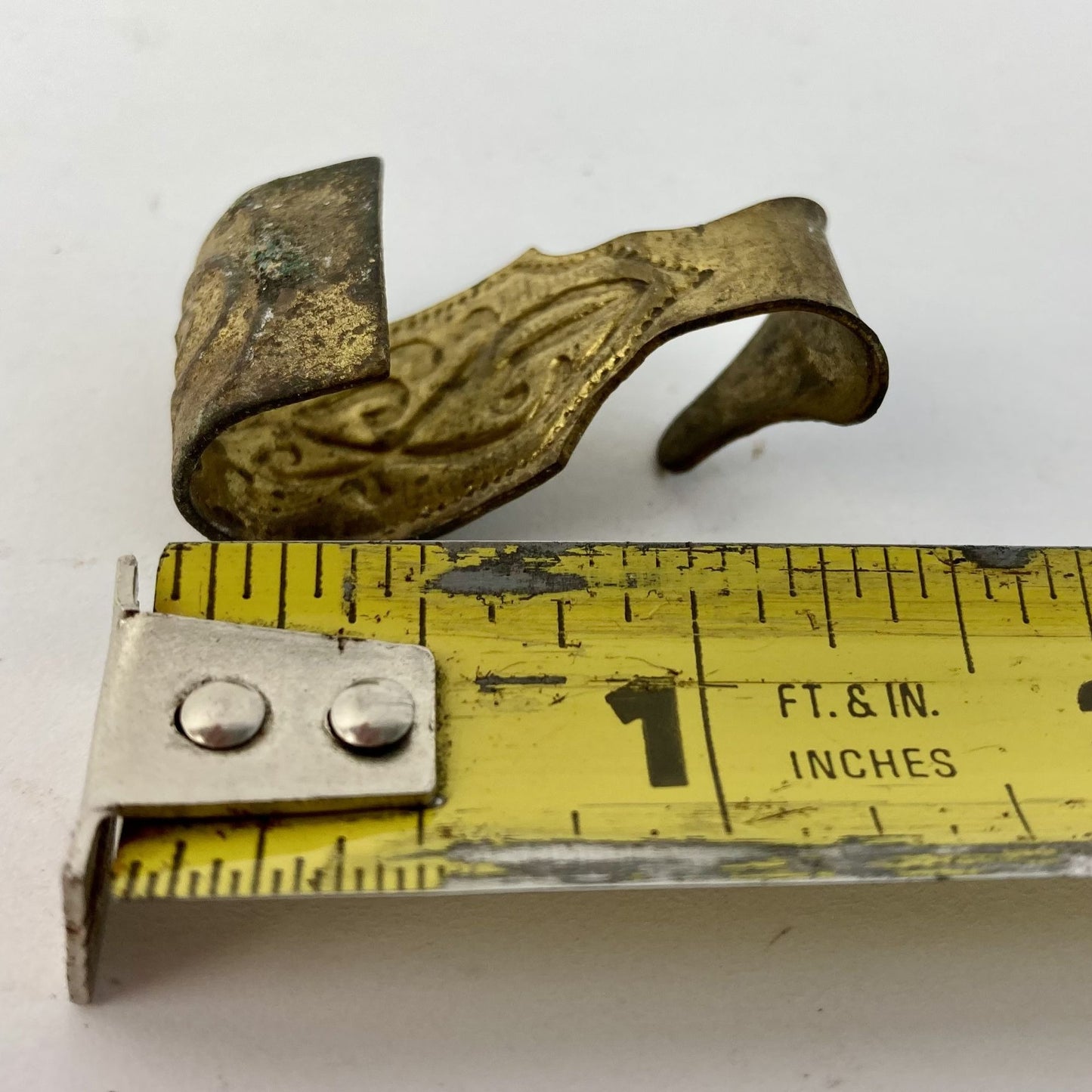 Antique Victorian Brass Picture Rail Hook Ornate Molding Hook Hanger Vintage