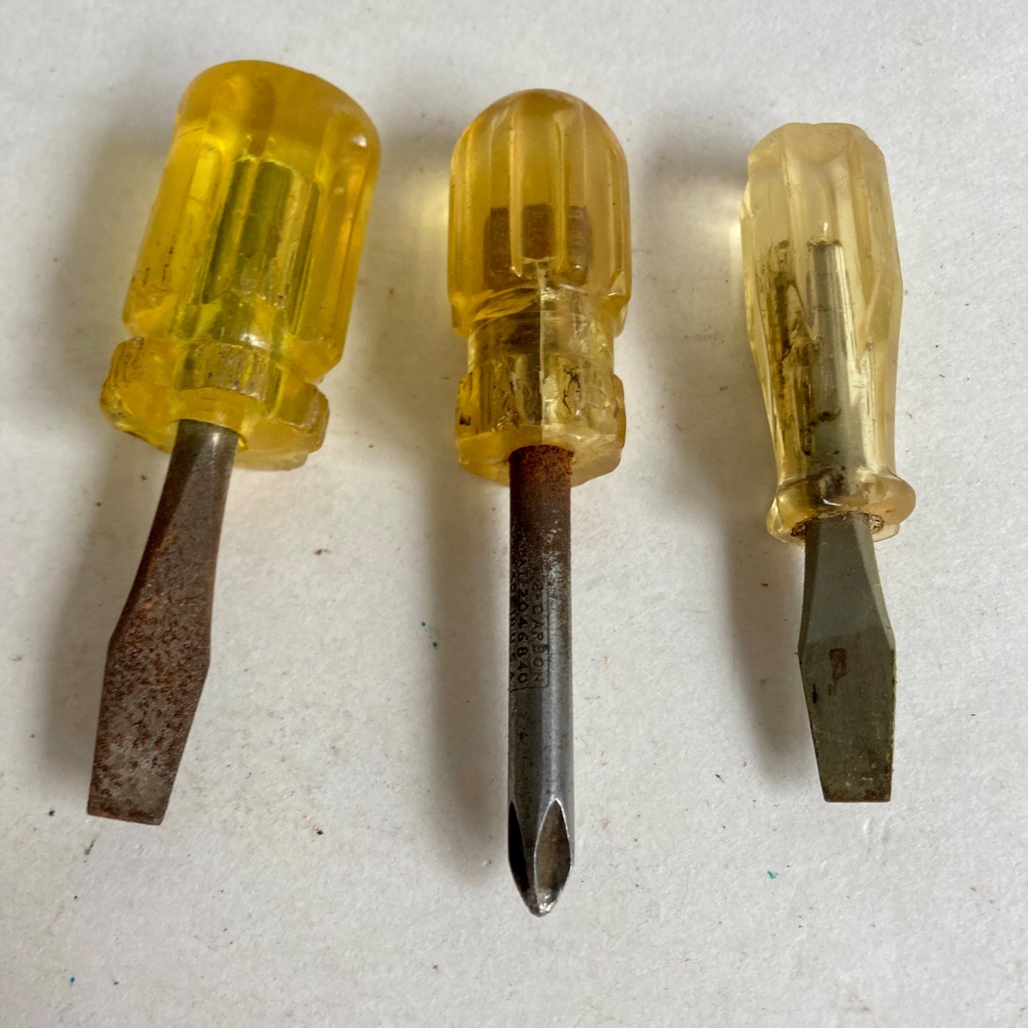 Lot 3 Vintage Stubby Screwdrivers Slotted & Philips