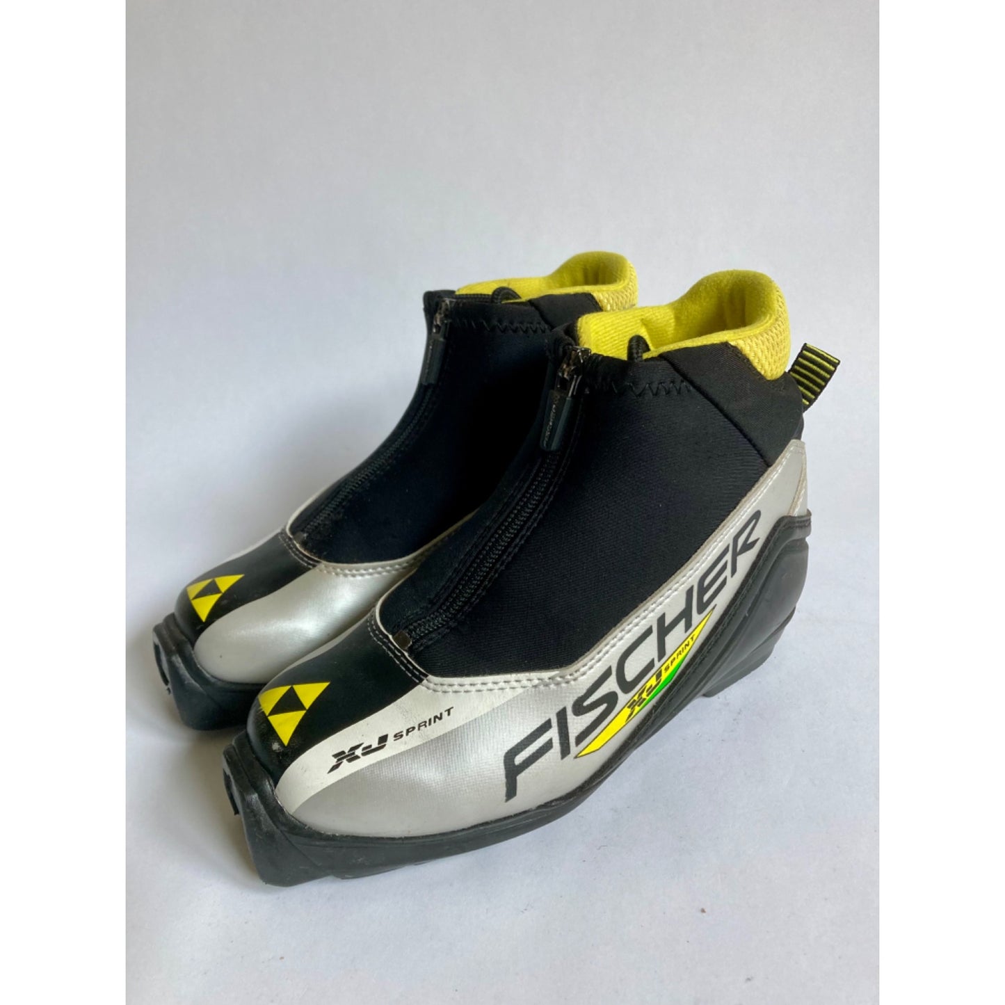 Fischer XJ Sprint Youth Cross Country Ski Boots Size EU-34 SNS Profil