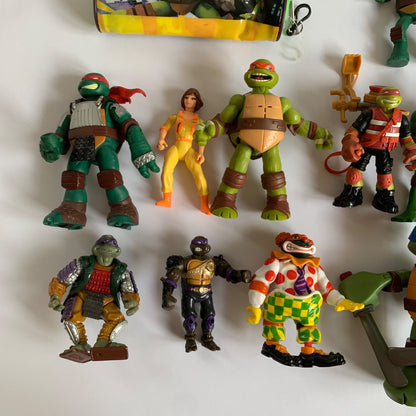 Vintage Lot Teenage Mutant Ninja Turtles Figures 15 Pieces