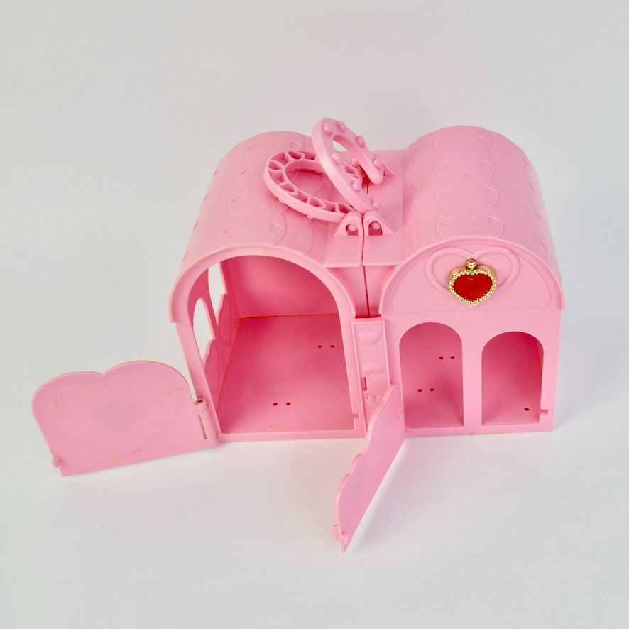 Tara Toys Pink Pony Stable and Two Ponies Vintage