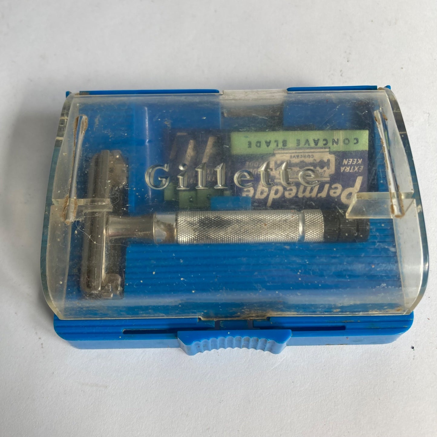 Vintage Gillette Double Edge Safety Razor Metal w/Case & Permedge Blades