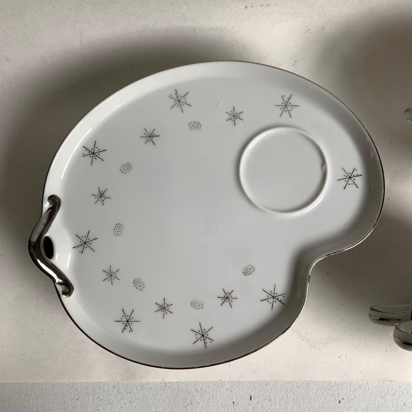 Vintage MCM Atomic Fine Snowflake Japan Stacking Plates and Mugs