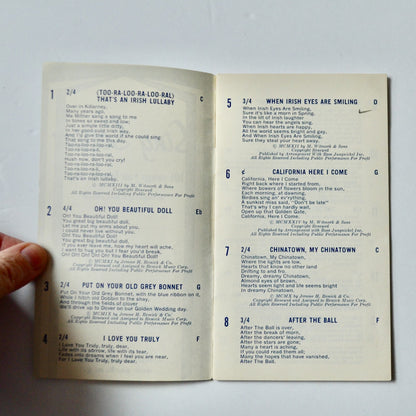 Sing Session 101 Songs You Love to Sing Booklet Remick Music Corp.