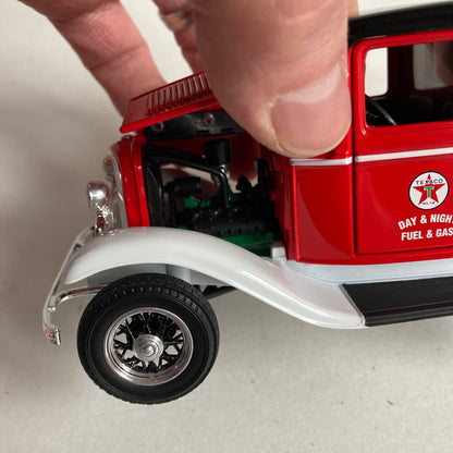 Texaco 1932 Ford Tanker Coin Bank Truck w/ KEY! by Kipp Bros. #26044