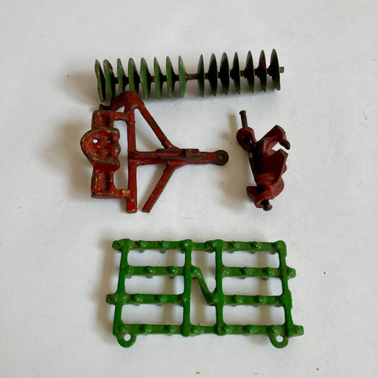 Lot Vintage Toy Cast Iron Farm Implement Pieces Arcade? FOR PARTS OR REPAIR