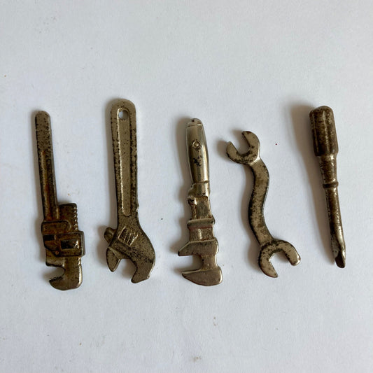 Lot 5 Vintage Miniature Metal Hand Tools Dollhouse Toy