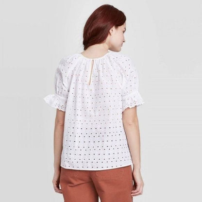 Universal Thread Short Sleeve Round Neck Eyelet Top New