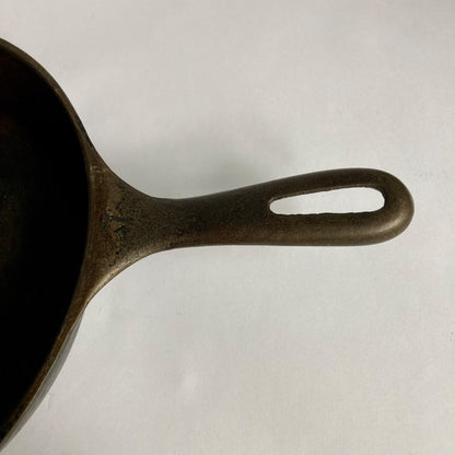 Vintage 9-3/4 Inch Cast Iron Skillet No. 7 A