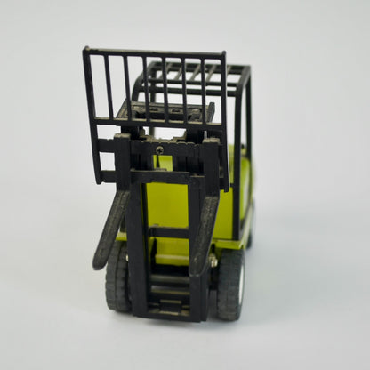Clark CMP25 Diecast Forklift 1/20 Scale Toy Equipment