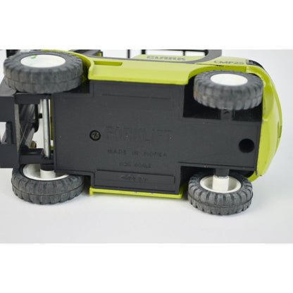 Clark CMP25 Diecast Forklift 1/20 Scale Toy Equipment