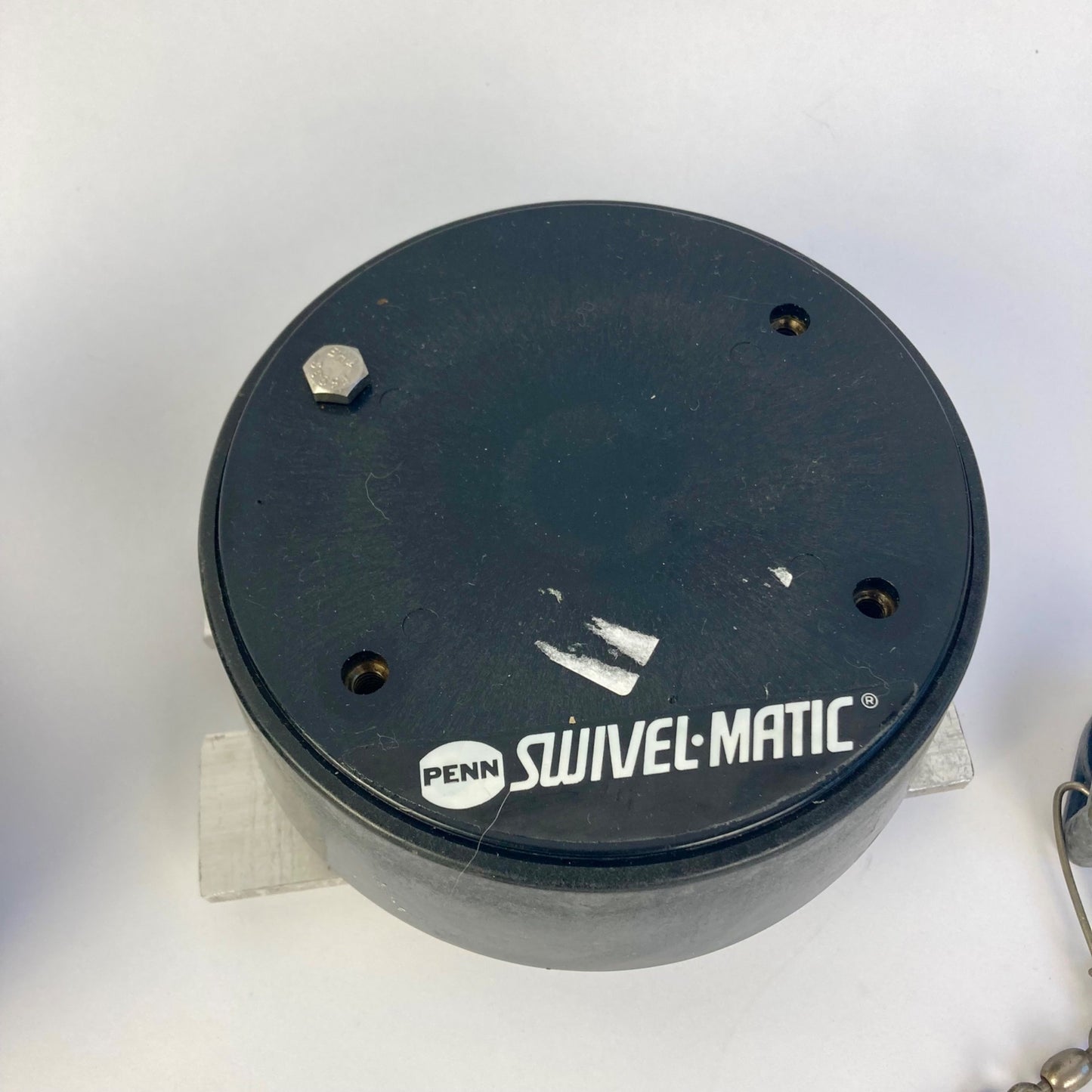 Lot Downrigger Accessories: Pair of Penn Swivel Matic Base