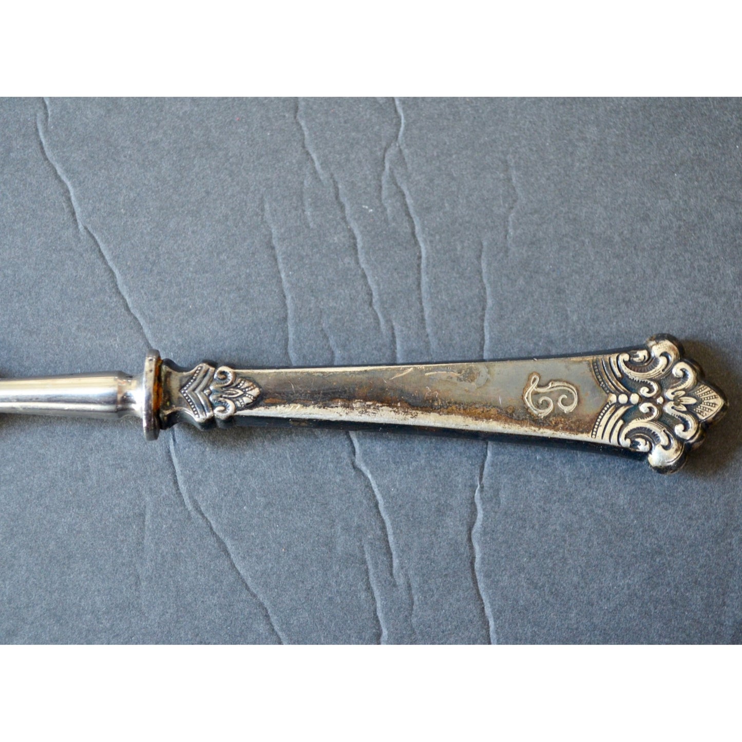Vintage Rustfri Cheese Slicer Ornate Silver