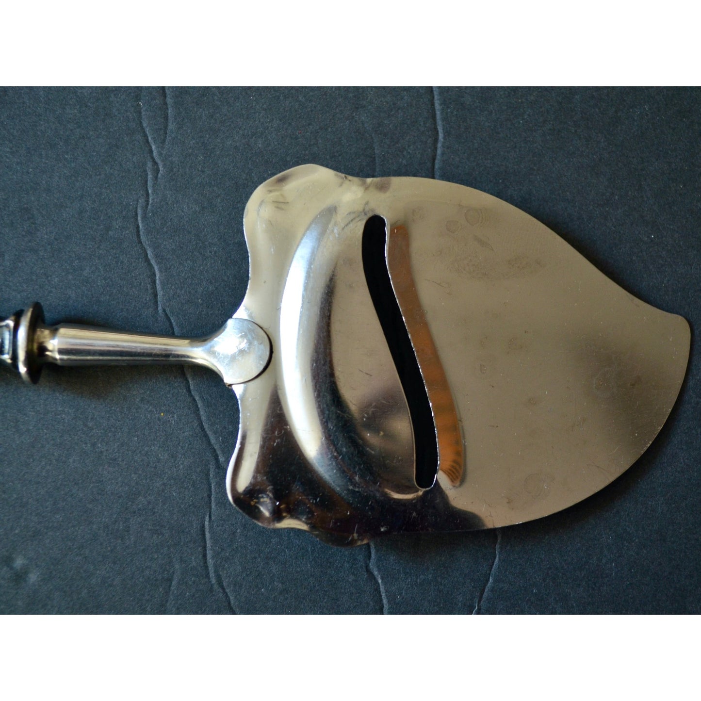 Vintage Rustfri Cheese Slicer Ornate Silver