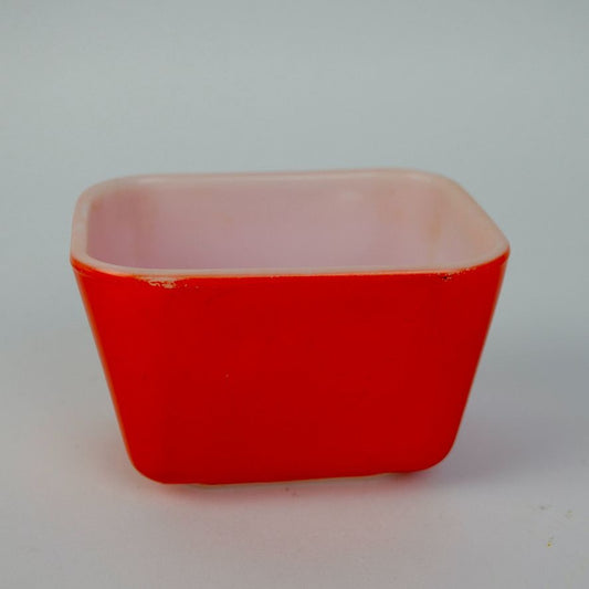 Pyrex 501-B Red Fridigie WITHOUT LID