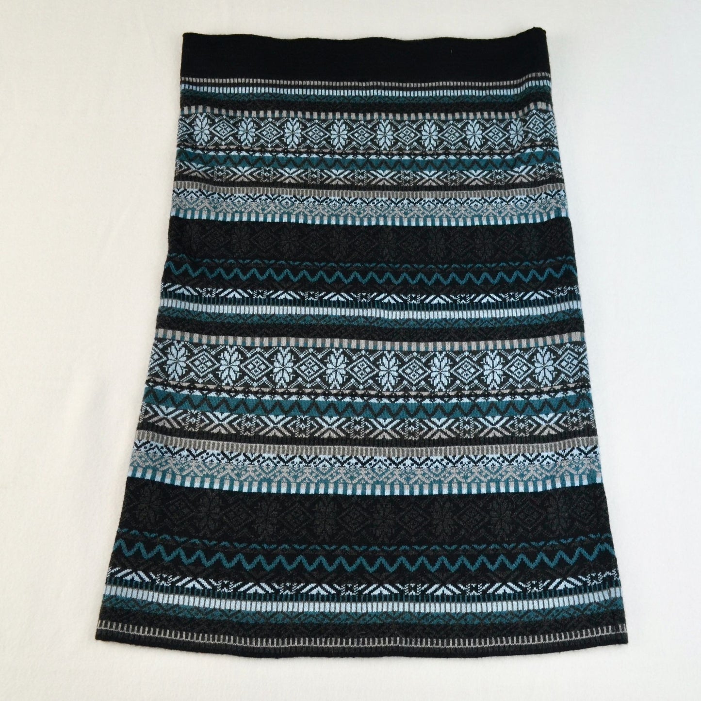 Icelandic Design Fair Isle Size Medium Women's Sweater Knit Skirt Wool Blend