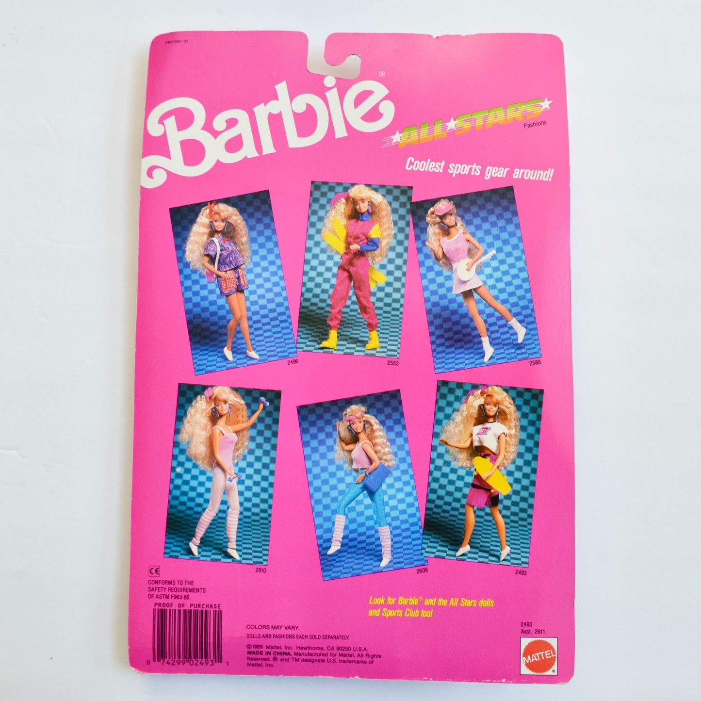 Mattel Barbie All Stars Fashions #2493 Club Skateboard Helmet NOS New