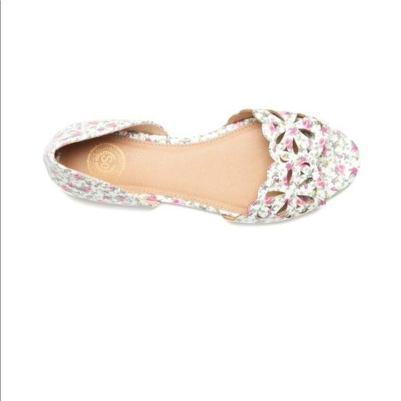 SO Loach Floral Flats Shoes New Size 8