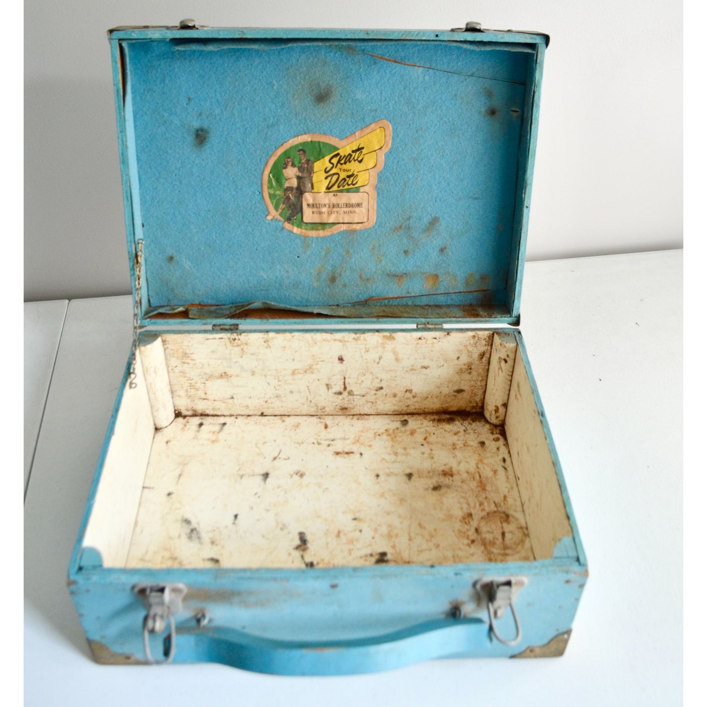 Vintage Roller Skate Wood Case Box Blue "Moulton's Rollerdrome Rush City, MN"