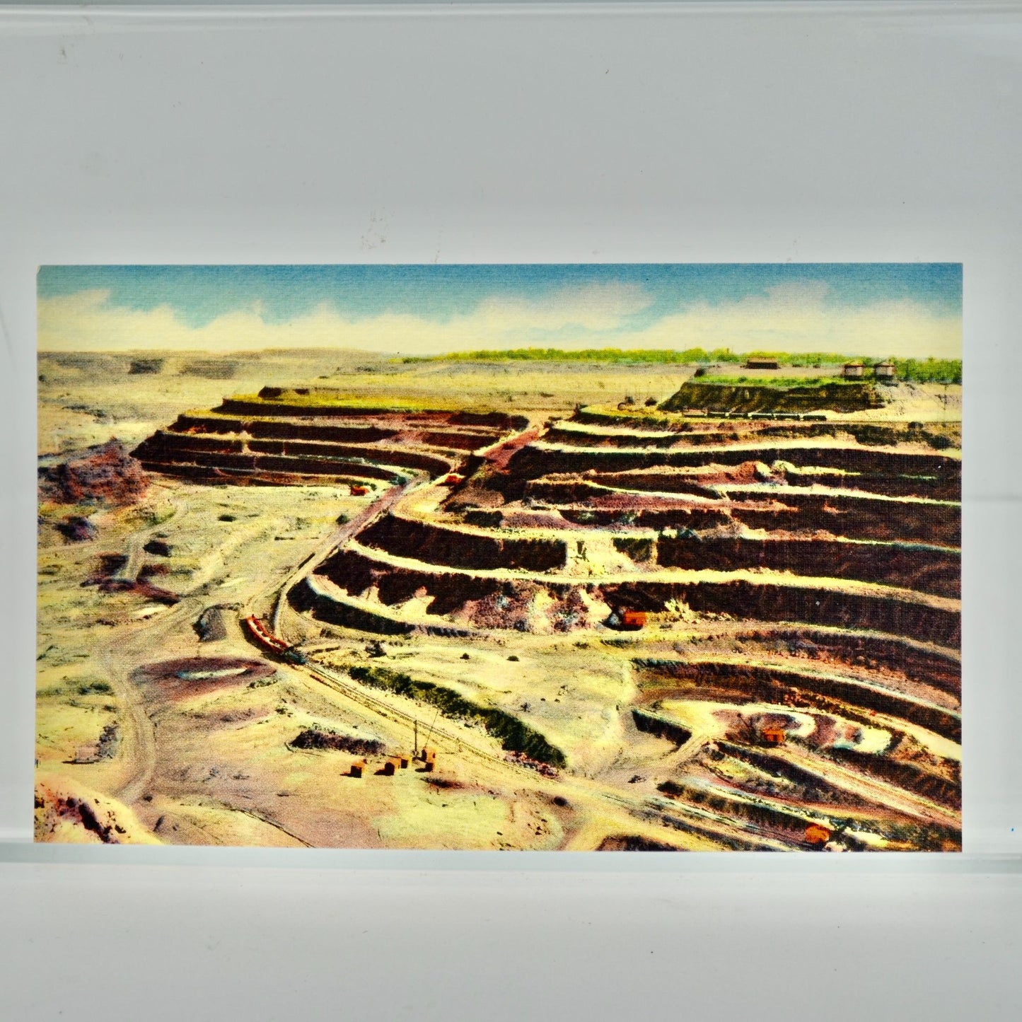 Hull Rust Mahoning Iron Mine Hibbing Minnesota Postcard Vintage Unused
