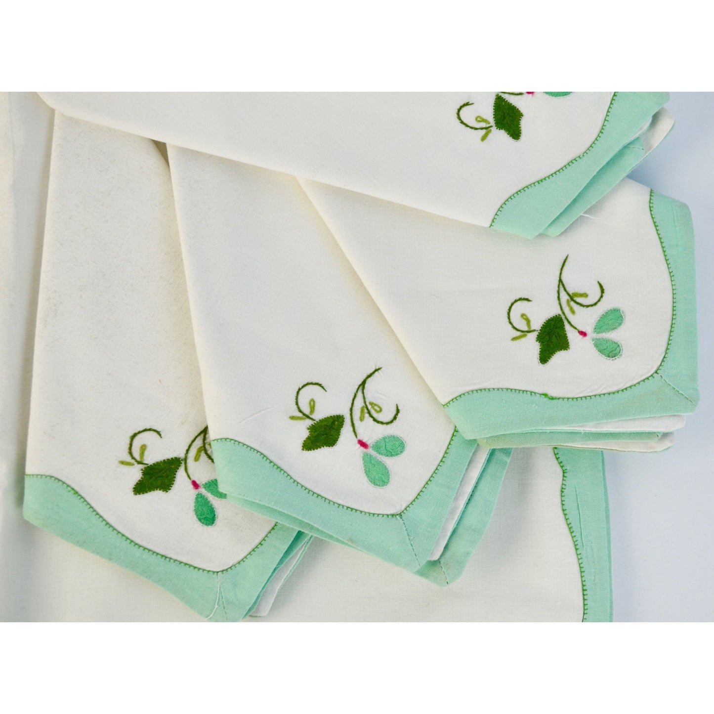 Vintage Floral Appliqué Embroidered Placemats & Napkins Set of 4