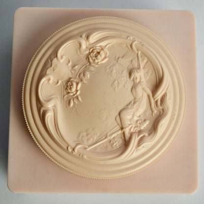 White Shoulders by Evyan Dusting Body Bath Powder 8 oz