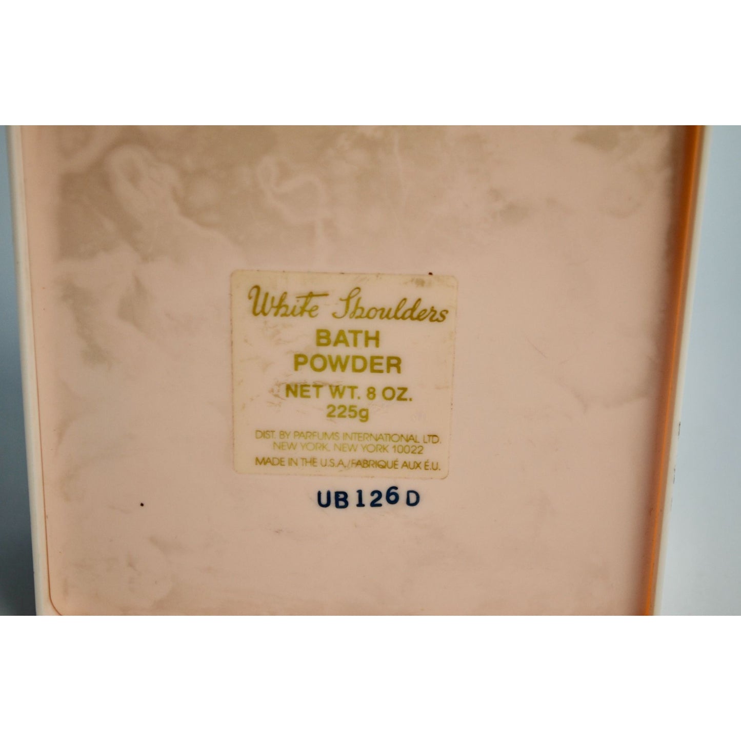 White Shoulders by Evyan Dusting Body Bath Powder 8 oz
