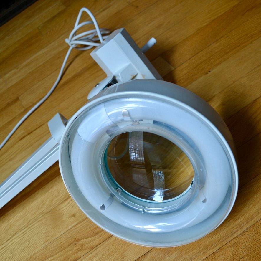 Articulating Magnifying Lamp Dentist Clamp-On Light TESTED & WORKS!