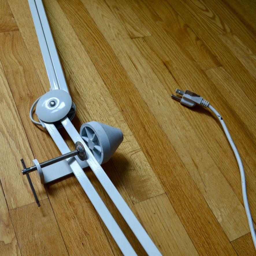 Articulating Magnifying Lamp Dentist Clamp-On Light TESTED & WORKS!