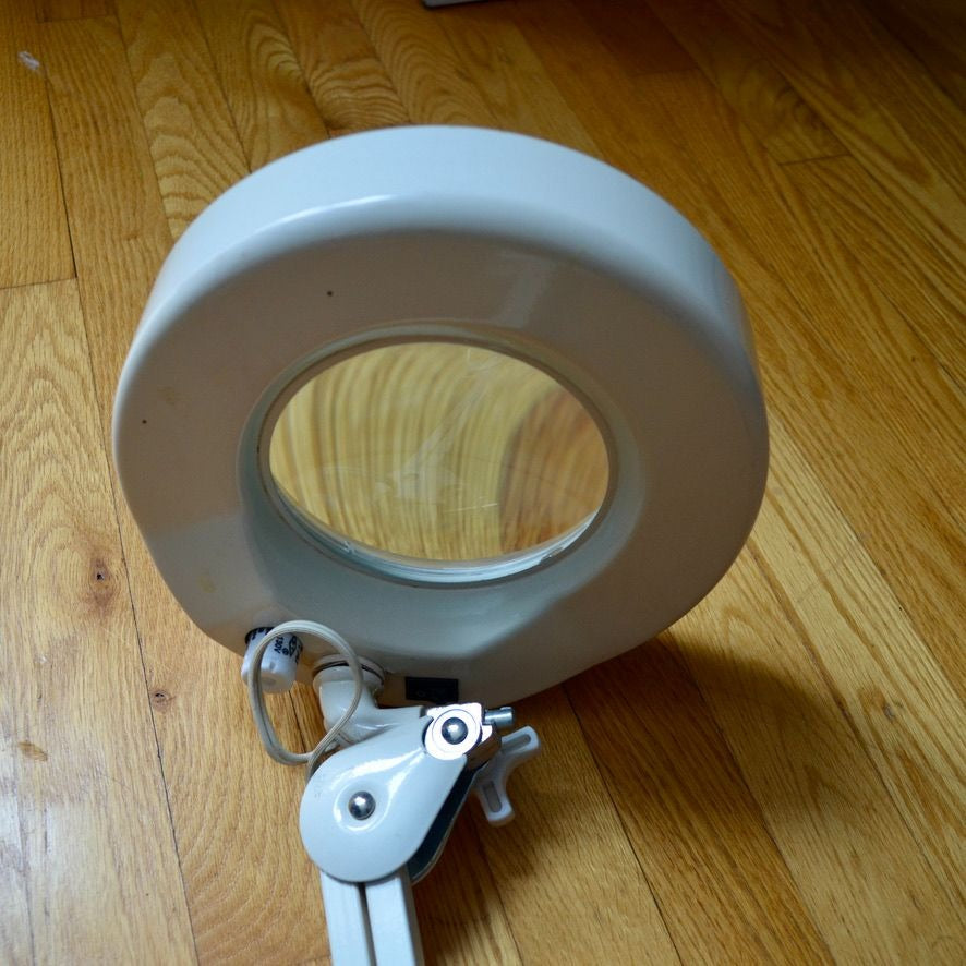 Articulating Magnifying Lamp Dentist Clamp-On Light TESTED & WORKS!