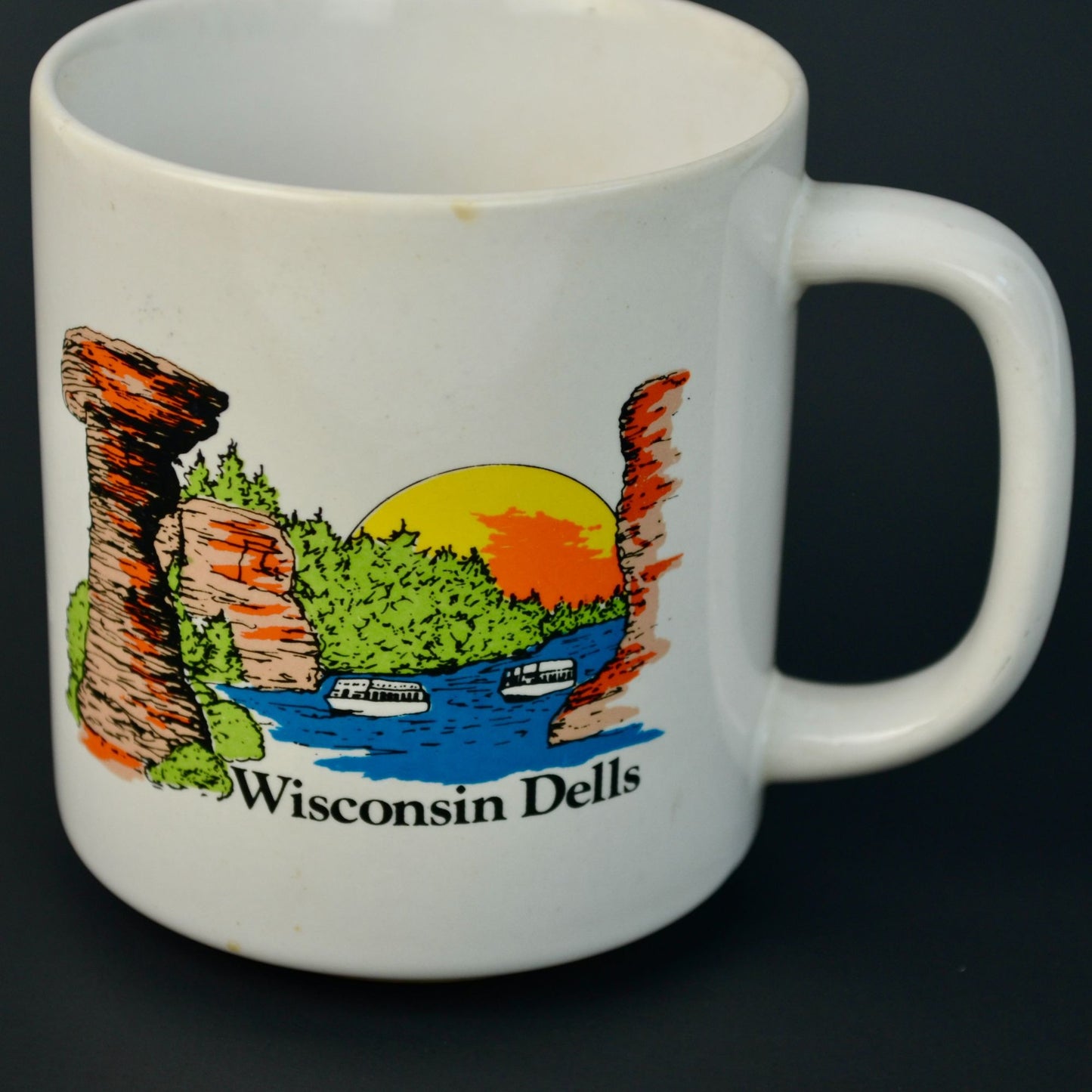 Wisconsin Dells Vintage Coffee Mug
