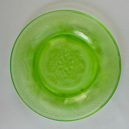 Federal Uranium Vaseline Glass Green Lovebirds Dessert Plates 6"