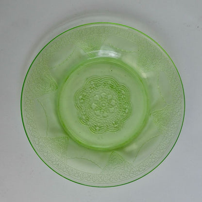 Federal Uranium Vaseline Glass Green Lovebirds Dessert Plates 6"