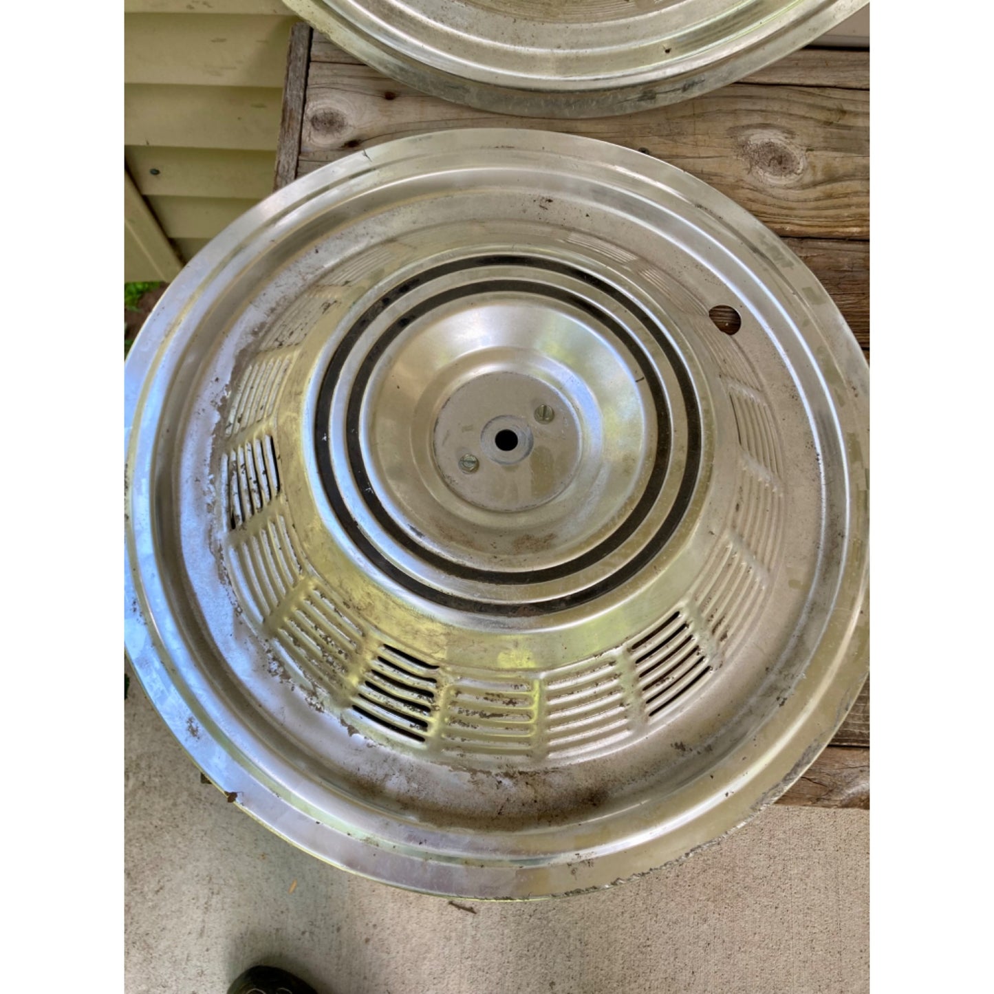 Lot of 4 Large Vintage Hubcaps 20 21 inch Aluminum