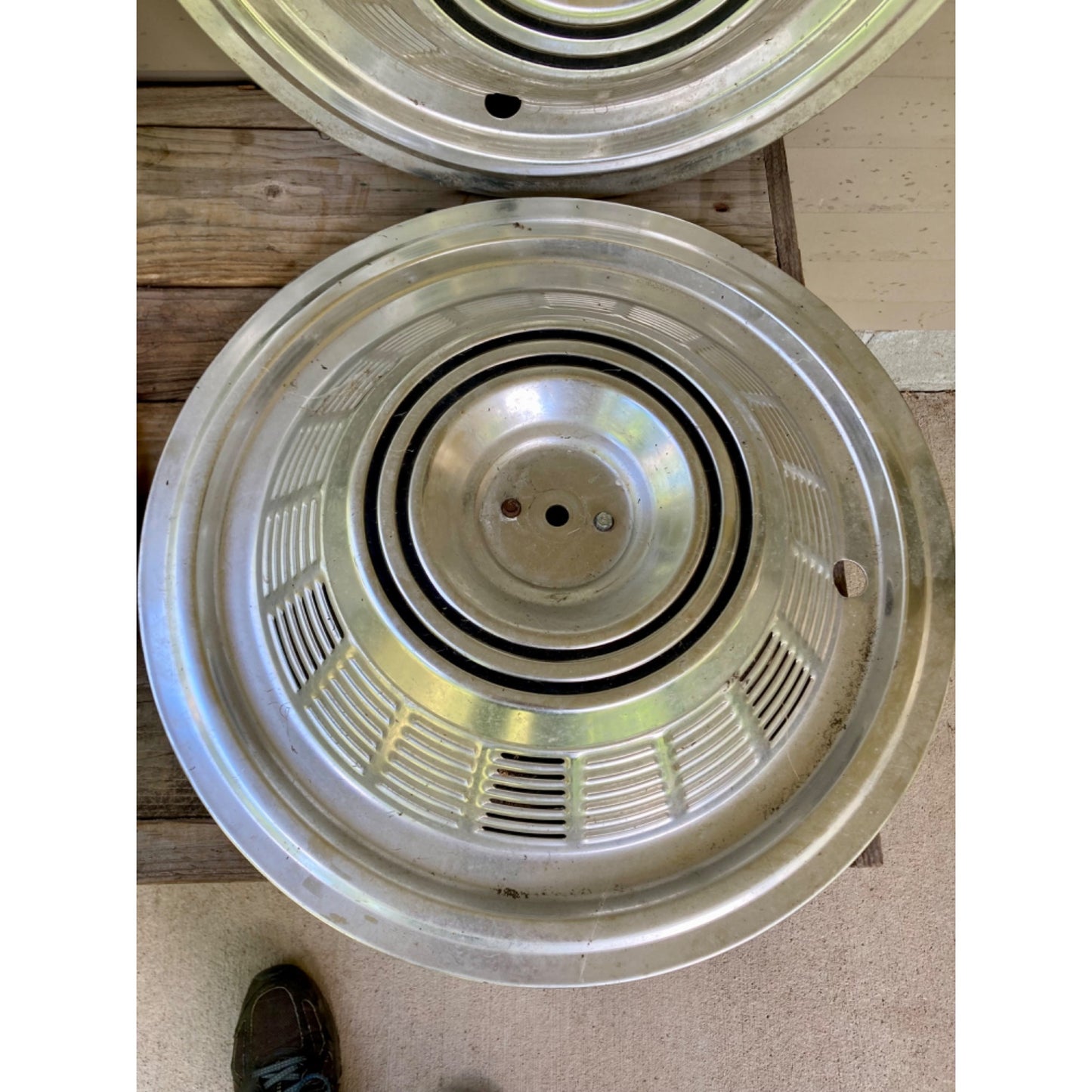 Lot of 4 Large Vintage Hubcaps 20 21 inch Aluminum