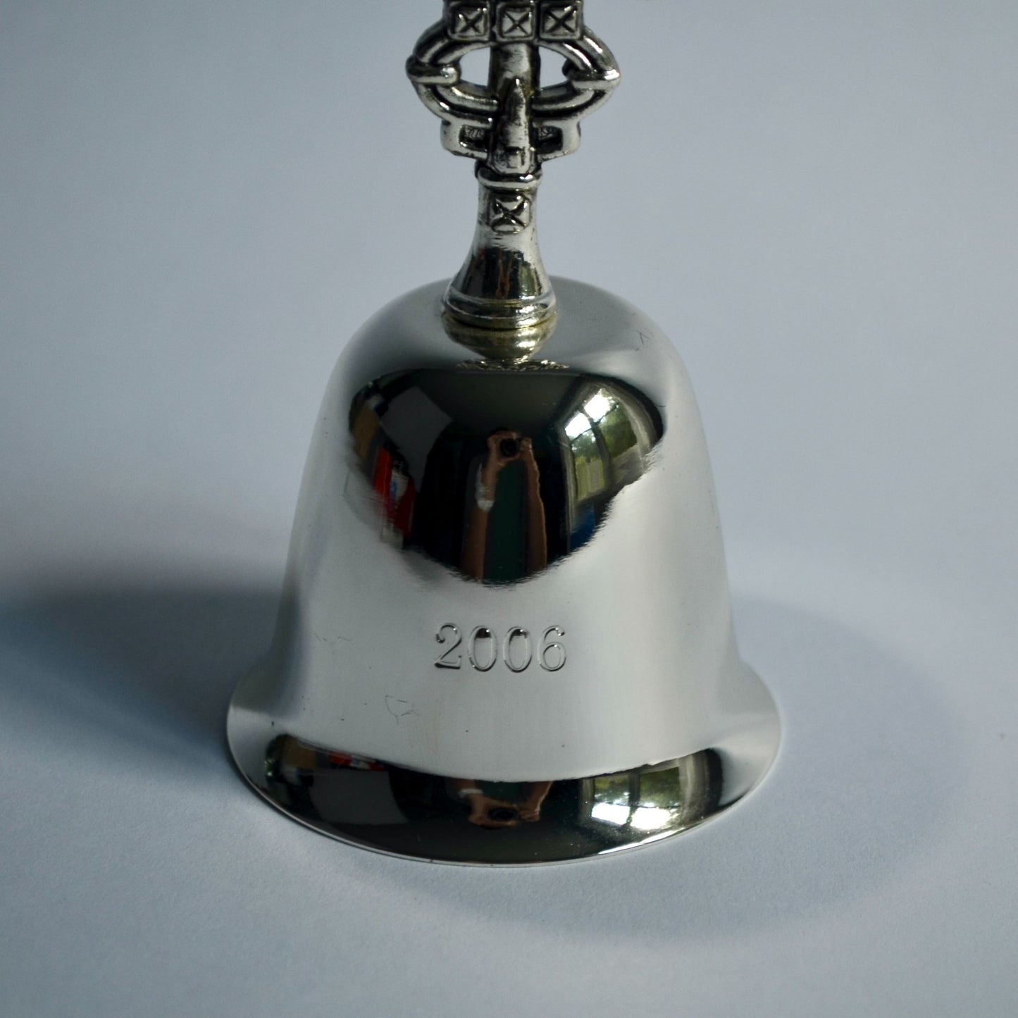 Lorie Line 2006 Department Dept 56 Bell