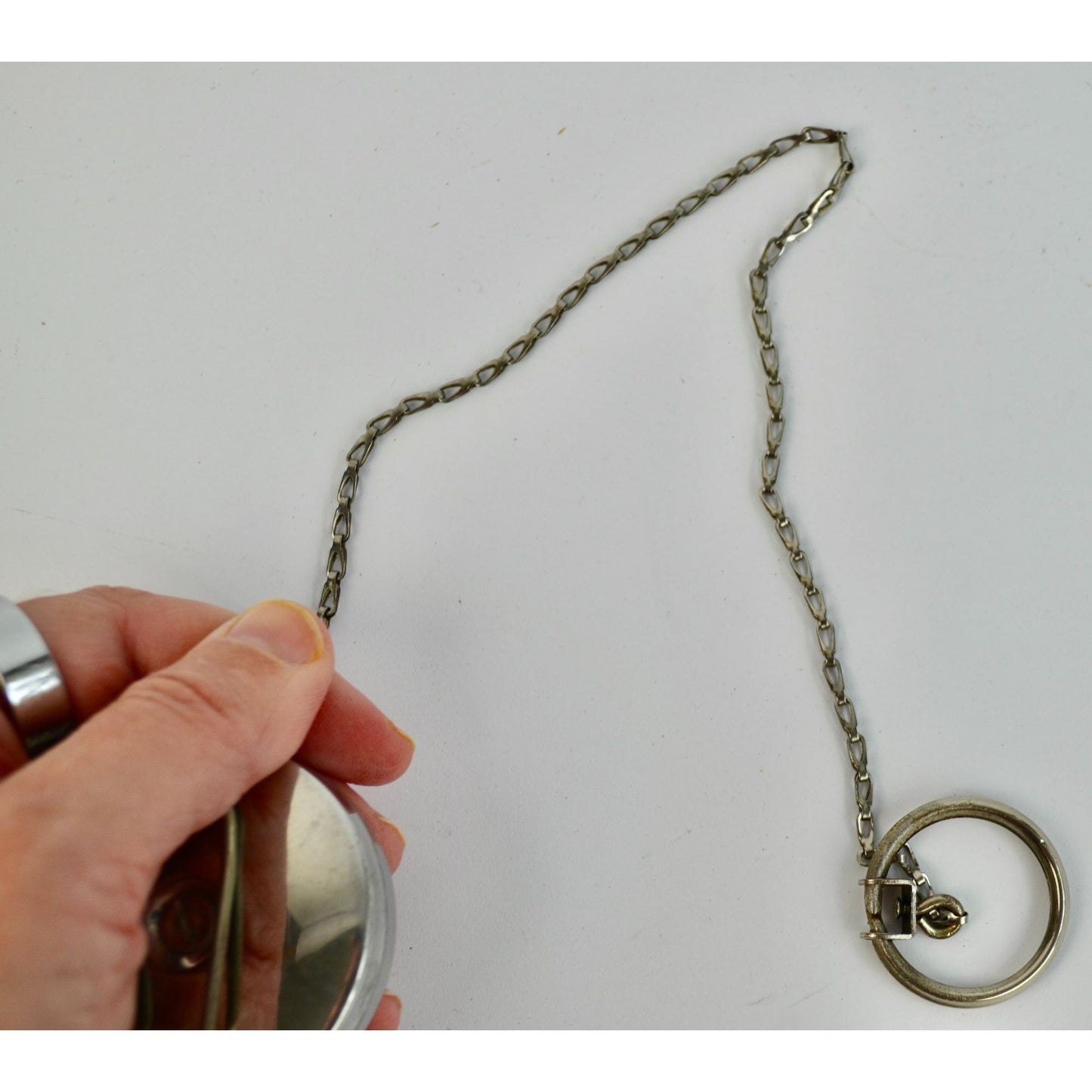 Vintage Retractable Silver Chrome Key Holder Chain