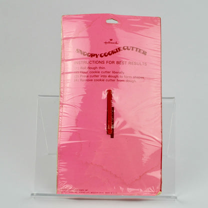 Hallmark Snoopy Cookie Cutter on House Vintage New