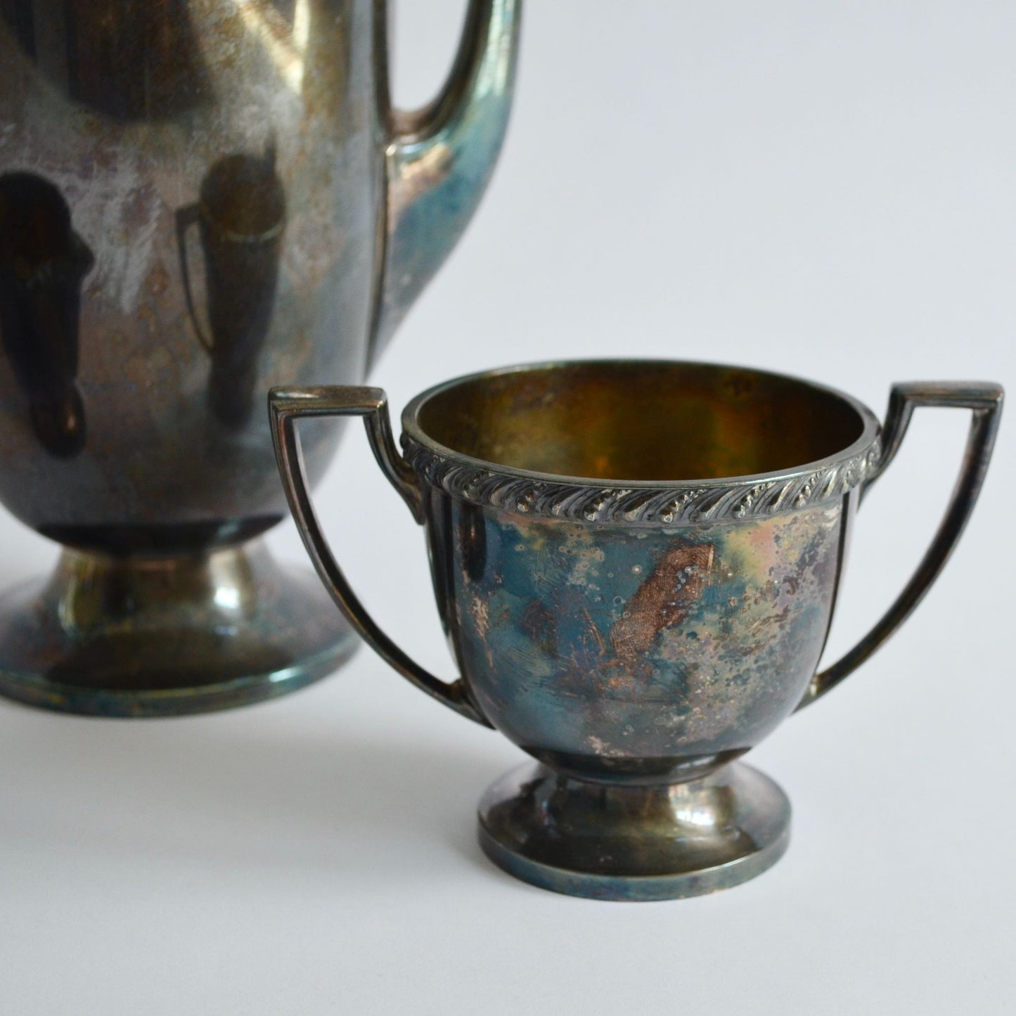 WM Rogers Avon 3630 3631 3632 Teapot Creamer Sugar Silverplate Berwick Trophy Handle