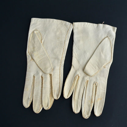 Vintage 1950s? Women's Girls Leather Floral Embroidered Gloves