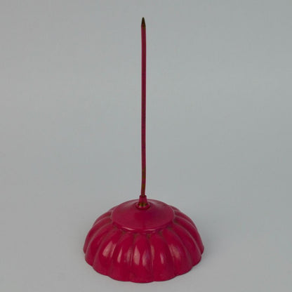 Vintage Pink Receipt Spike Metal Scalloped
