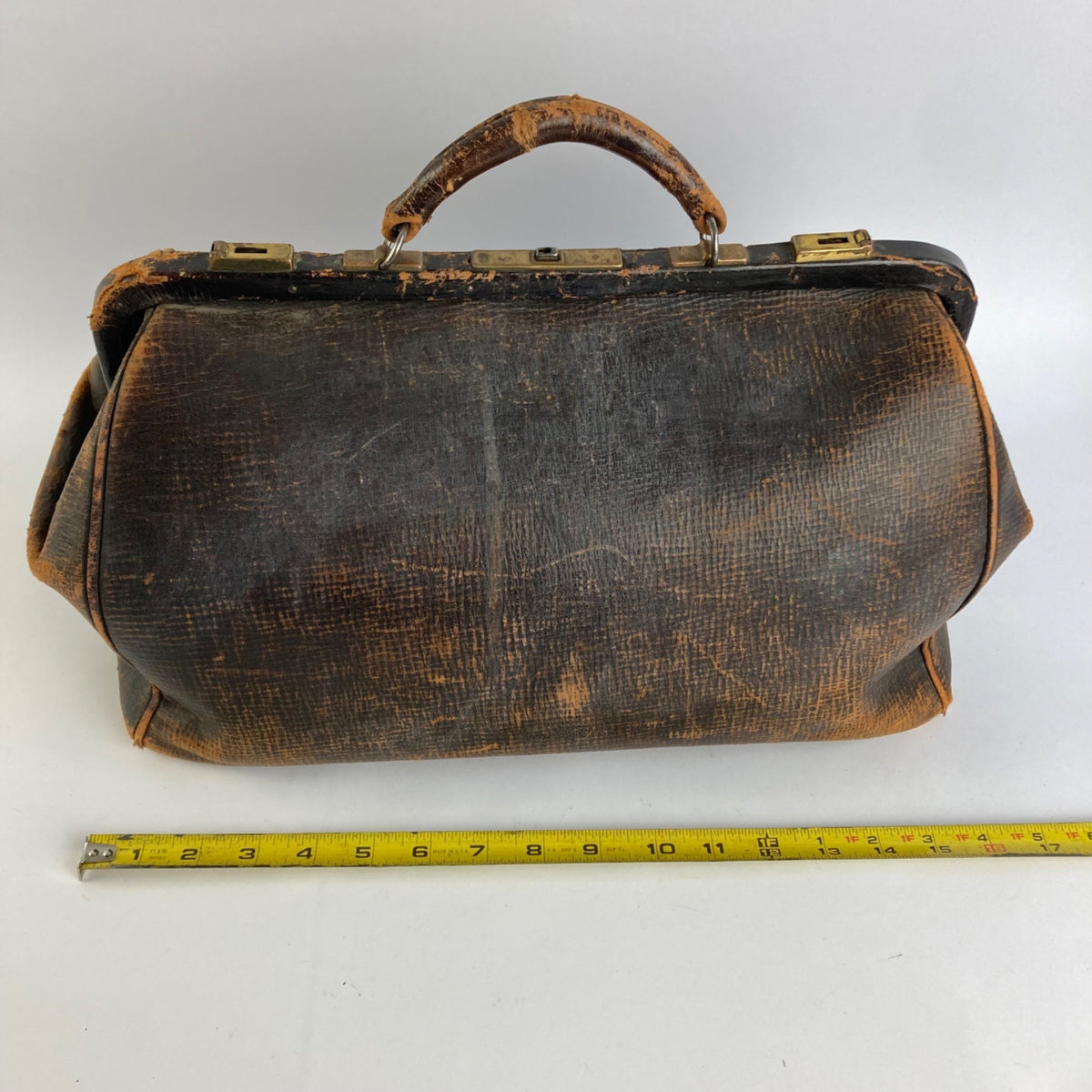 Antique 16" Leather Doctor's Bag Genuine Cowhide Medical 16 Warranted 25 Vintage