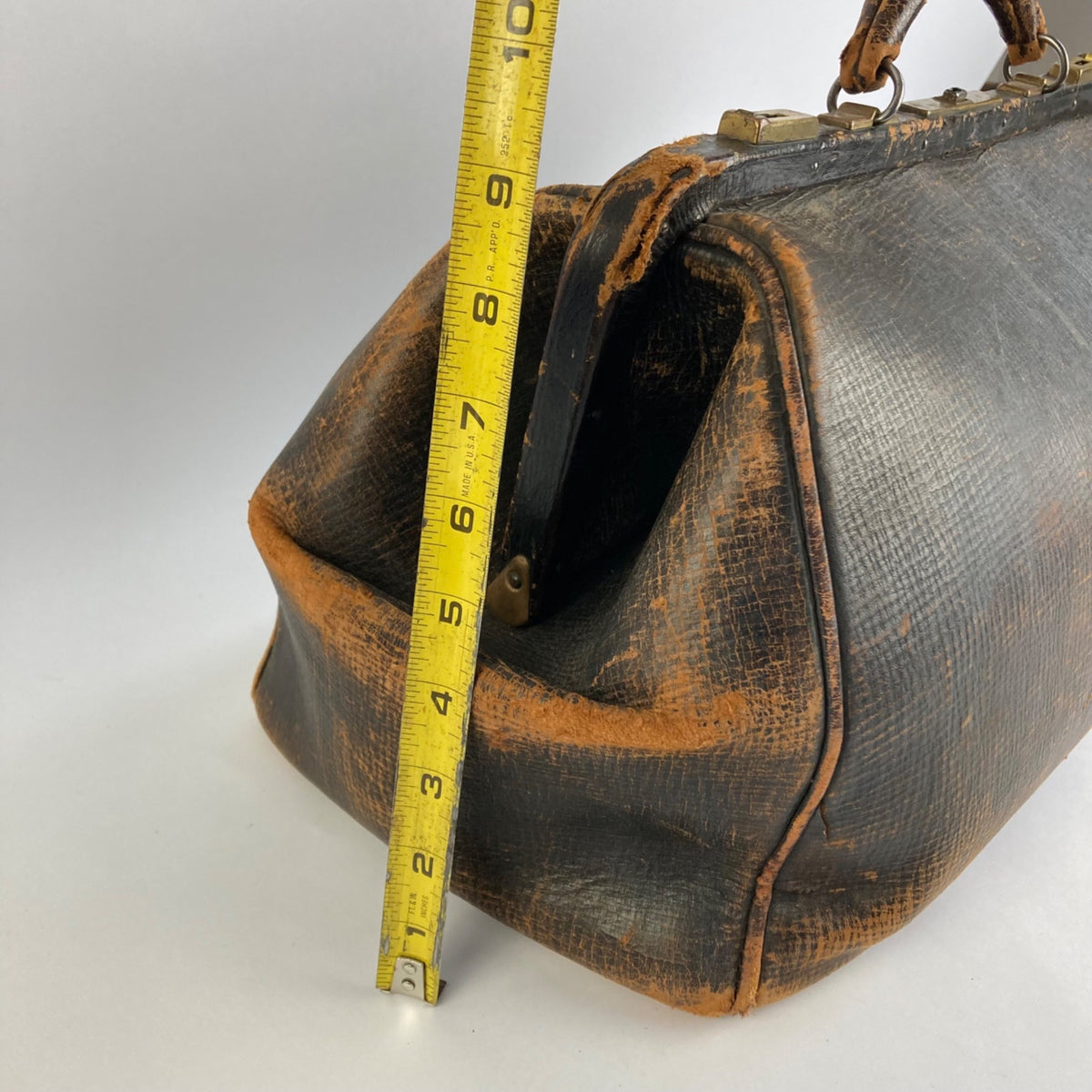 Antique 16" Leather Doctor's Bag Genuine Cowhide Medical 16 Warranted 25 Vintage