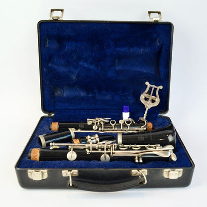 Bundy Resonite Selmer Clarinet In Case USA